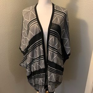 Ava Couture Black and White Cardigan